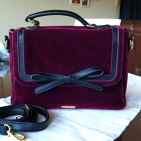 Review Handbags - Review Bag